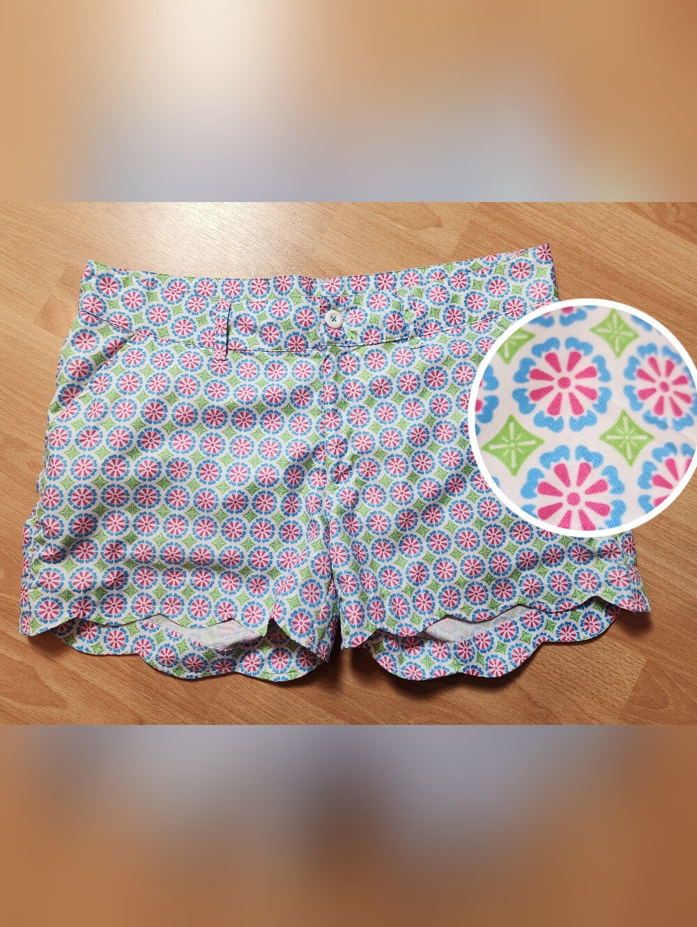 Birdies & Bows Swinging Scallop Golf Shorts Pink Green Blue White Size 10